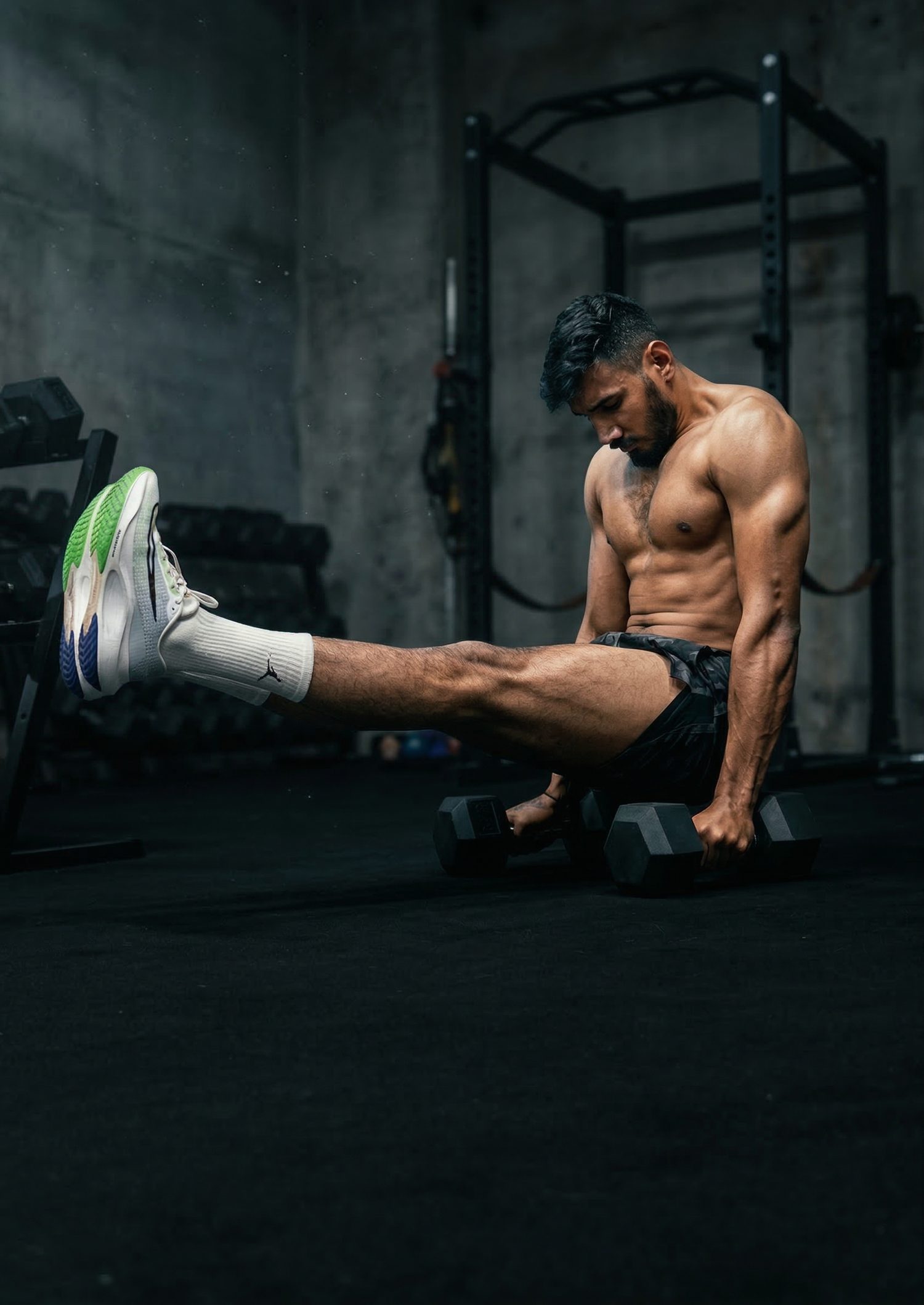 Maddy — FitnessByMaddy · L-sit strength hold